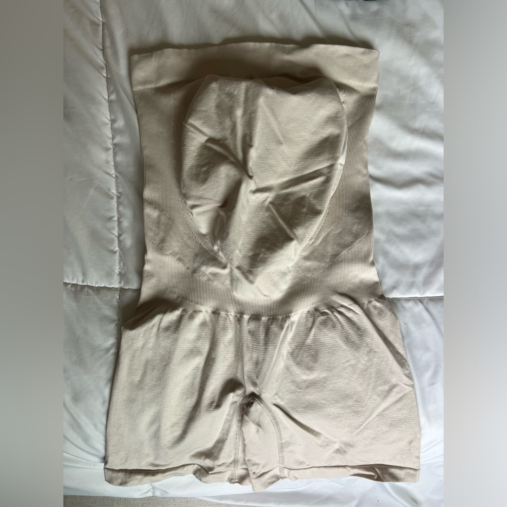 Blanqi maternity bike shorts